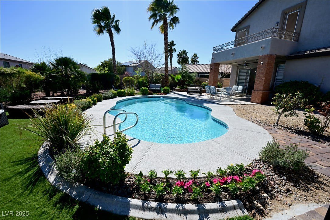 10161 Bentley Oaks Avenue