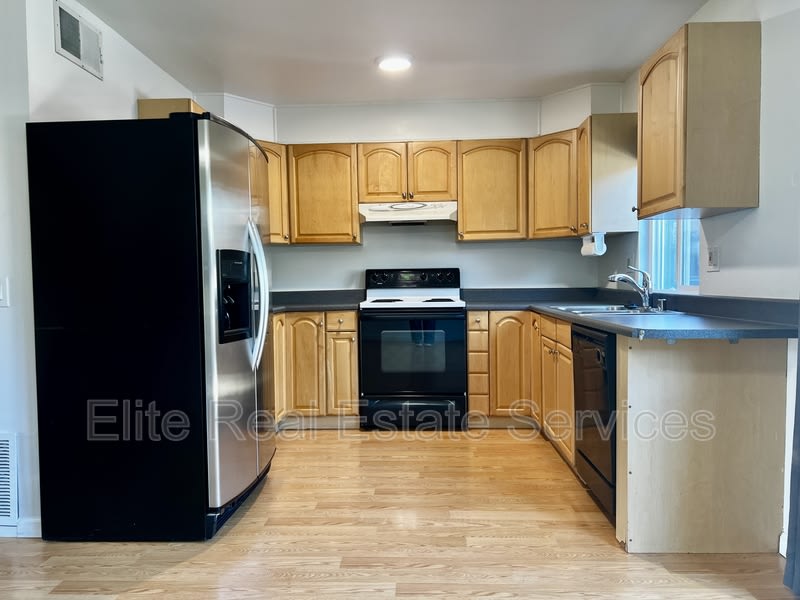 10633 Aristocrat Court