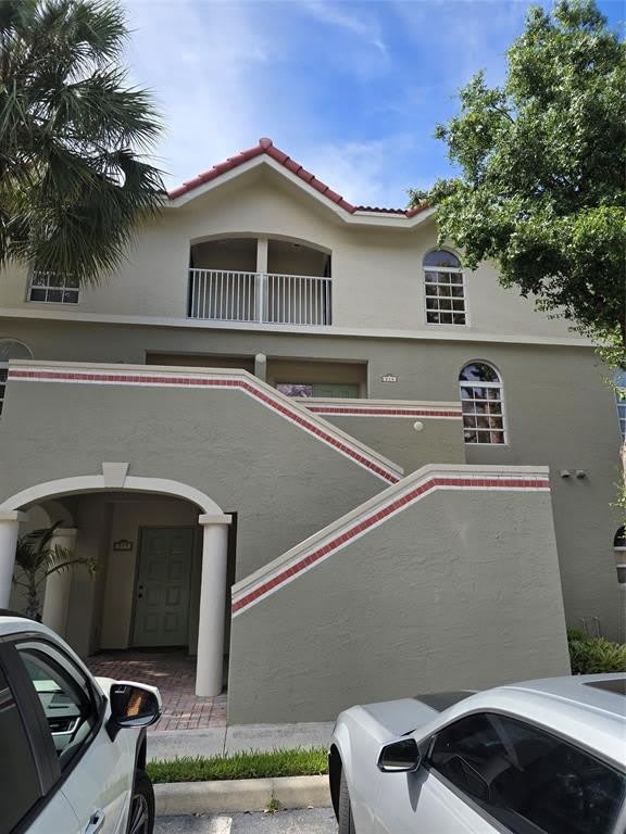 2381 NE 14th Street Cswy