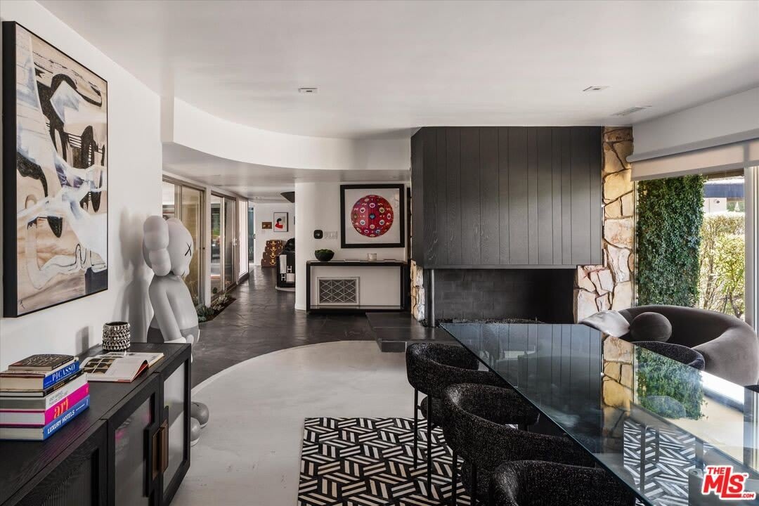 4280 Mount Vernon Dr