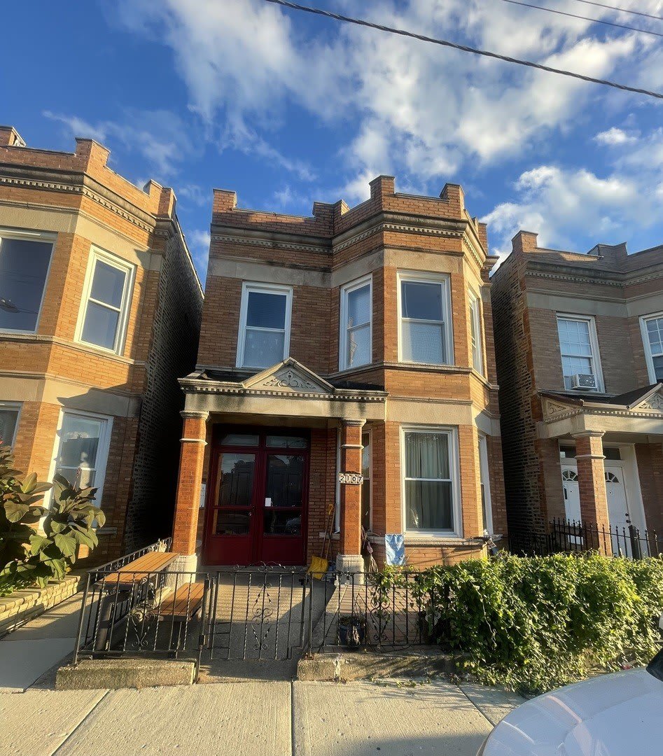 2107 W Coulter Street