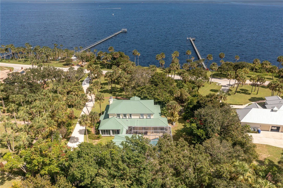 13895 N Indian River Drive