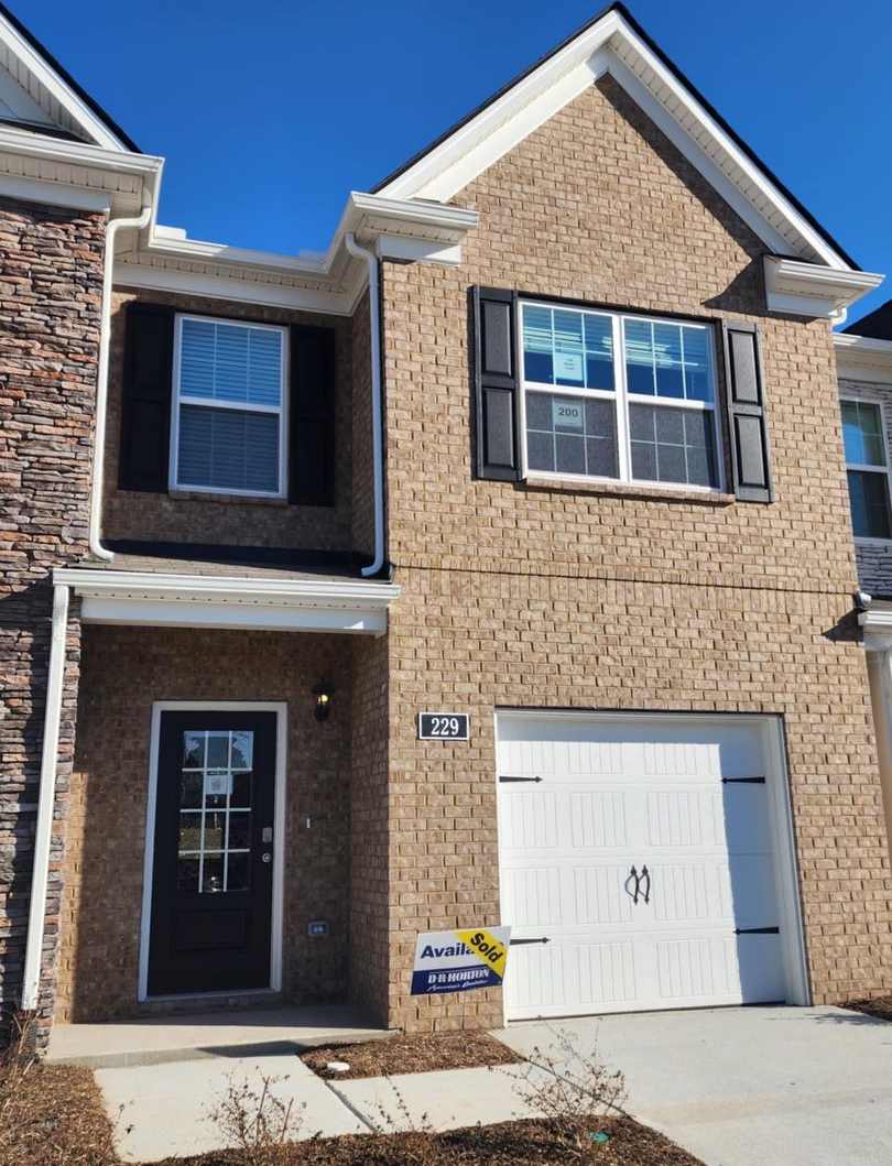 For Lease - Brand new townhome in Lebanon!