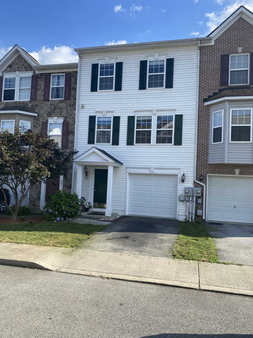 20 Bruce Drive - 1