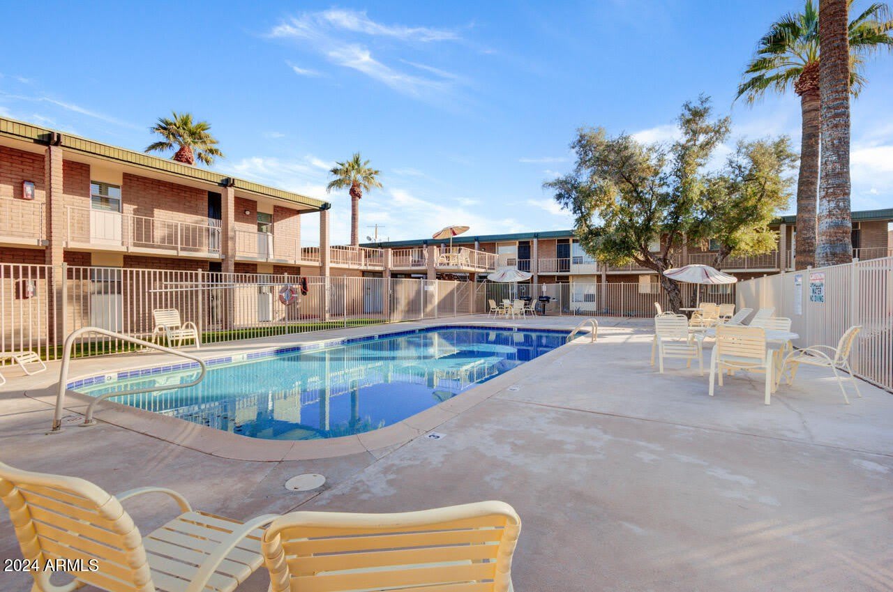 3737 E TURNEY Avenue unit: 116