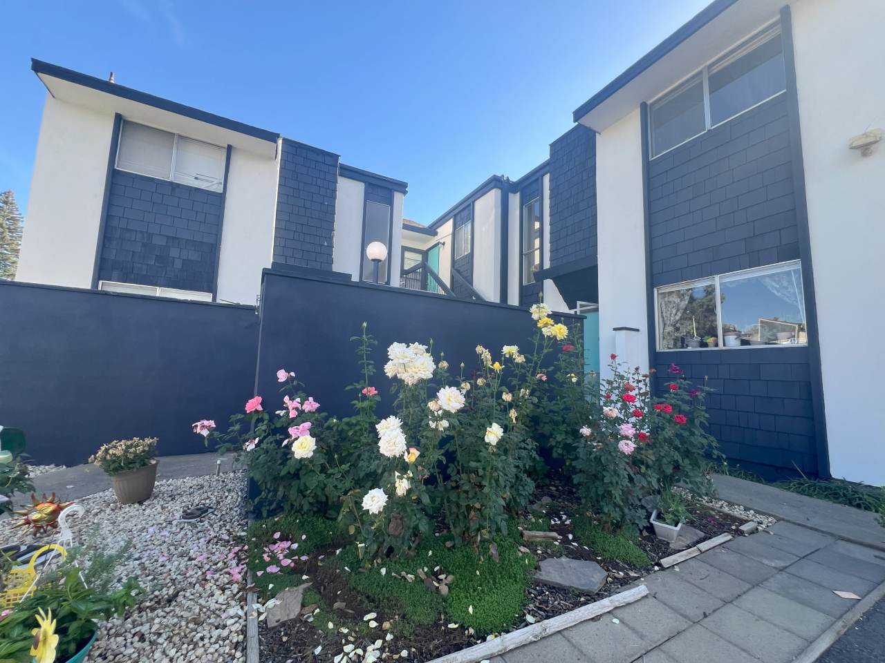 1160 Arthur Street - A