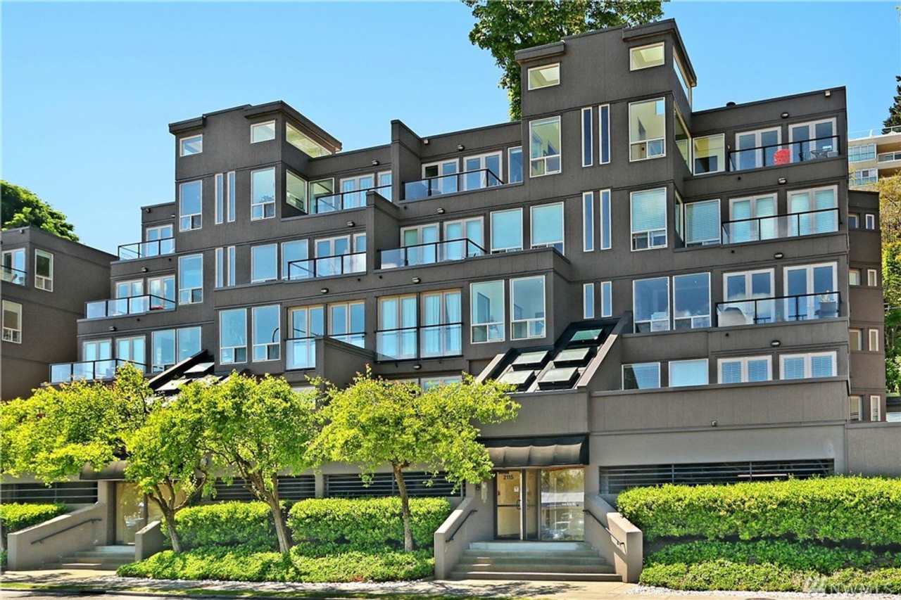 South Lake Union / Queen Anne Condo at the Lakewest