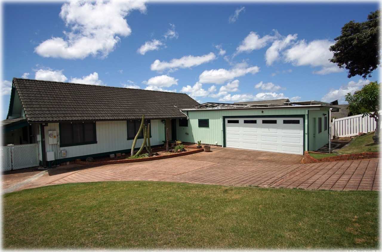 98-1055 Kaonohi Street