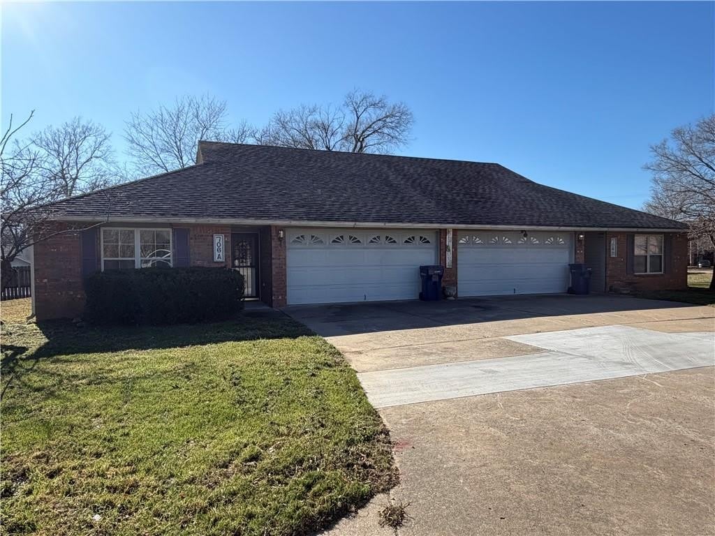 706 Meghan  ST Unit #A