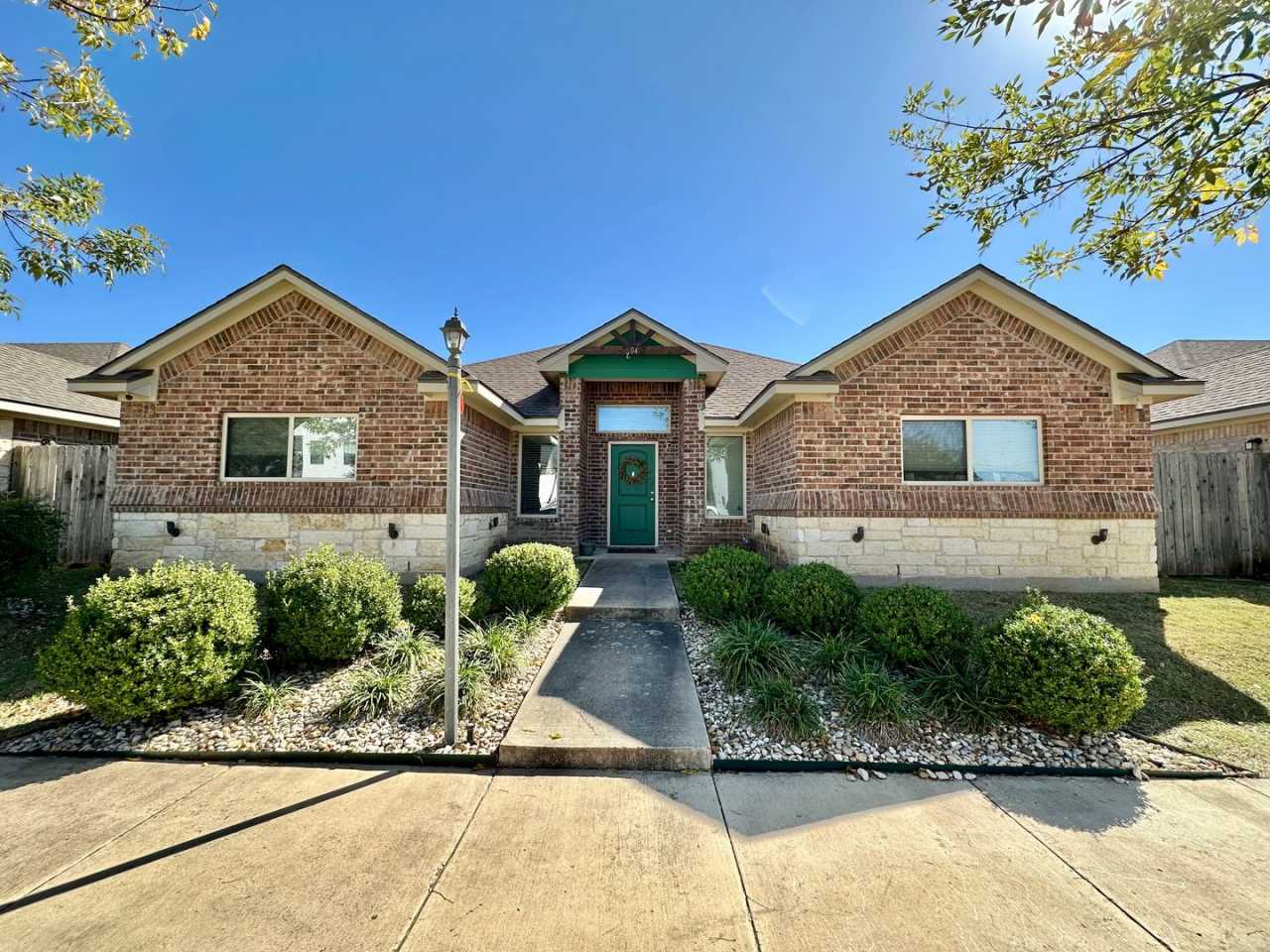 Spacious 4-Bed, 4.5-Bath Home in the Heart of the Baylor Bubble!