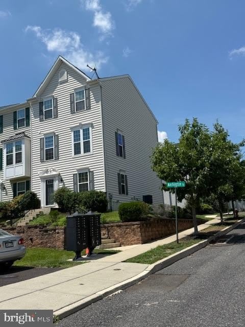 611 WASHINGTON SQUARE