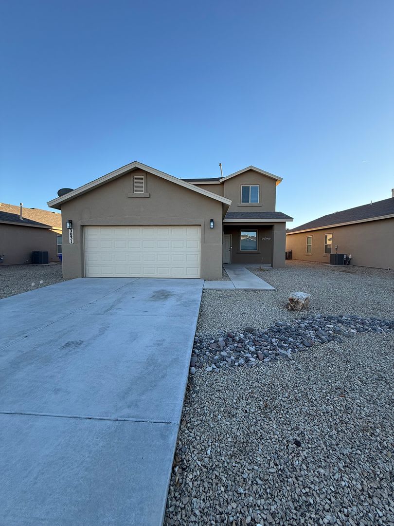 Charming 3BD/2.5BA with Garage in Legends West - Available Now!