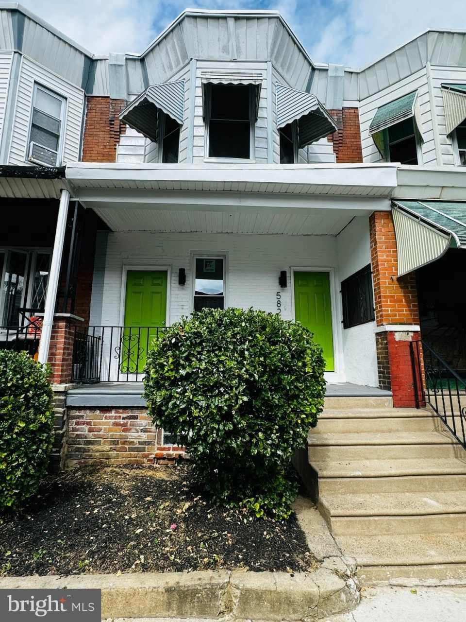 5823 PEMBERTON STREET