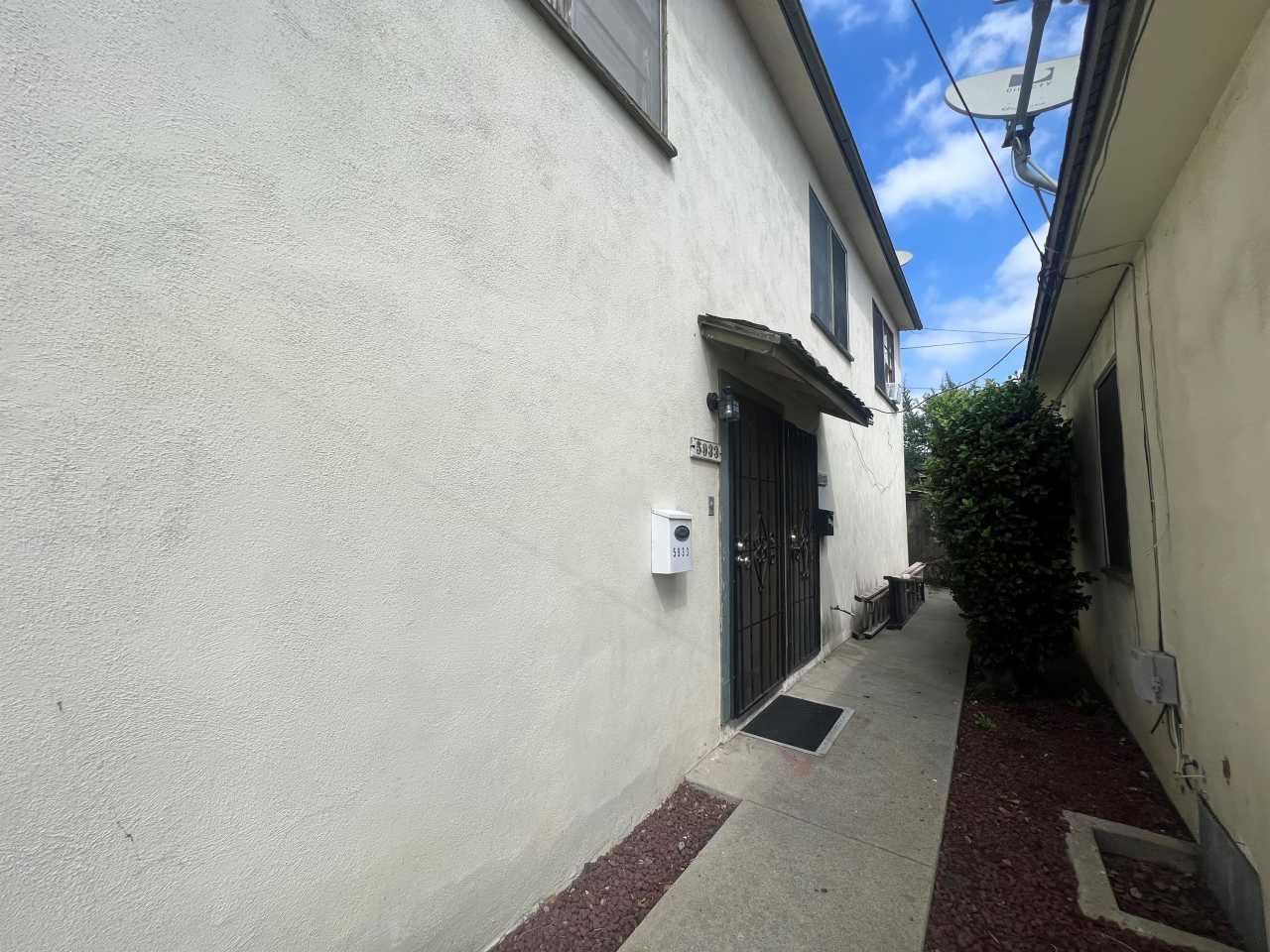 5933 Camelia Ave.Unit 5933 1/2