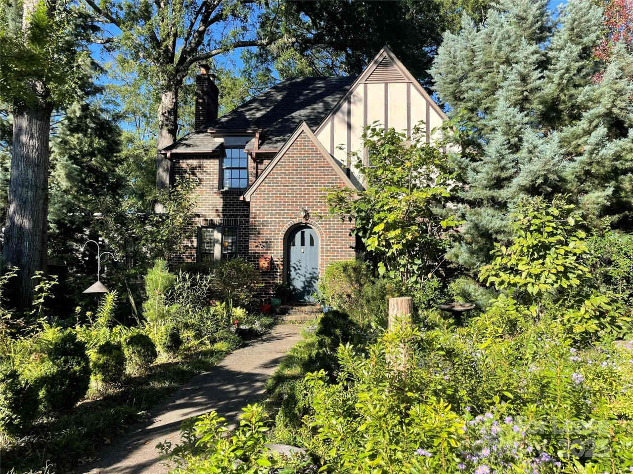 306 Ridgewood Avenue