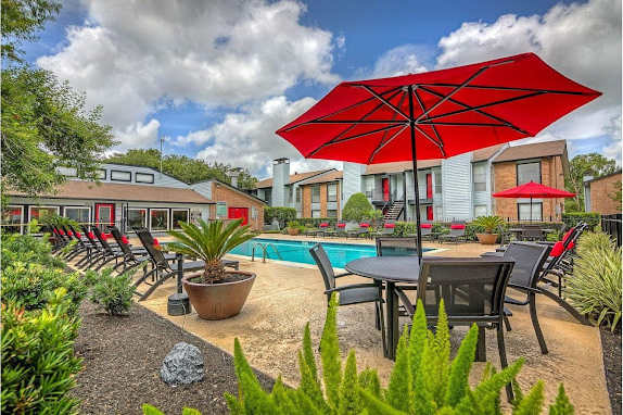 Breeze at Clear Lake