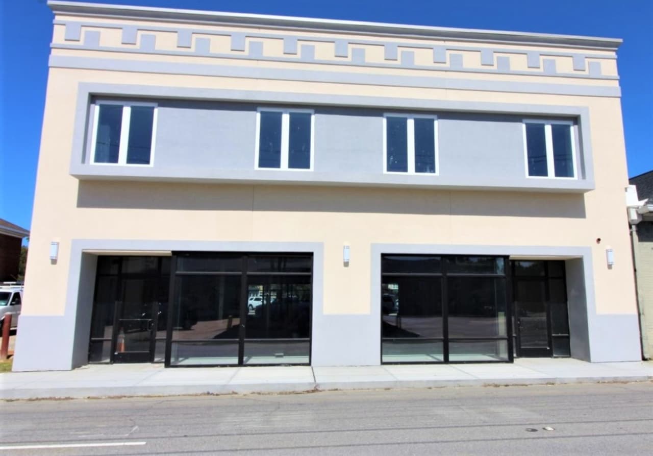 1304-203 Morganton Road (Pets Considered)