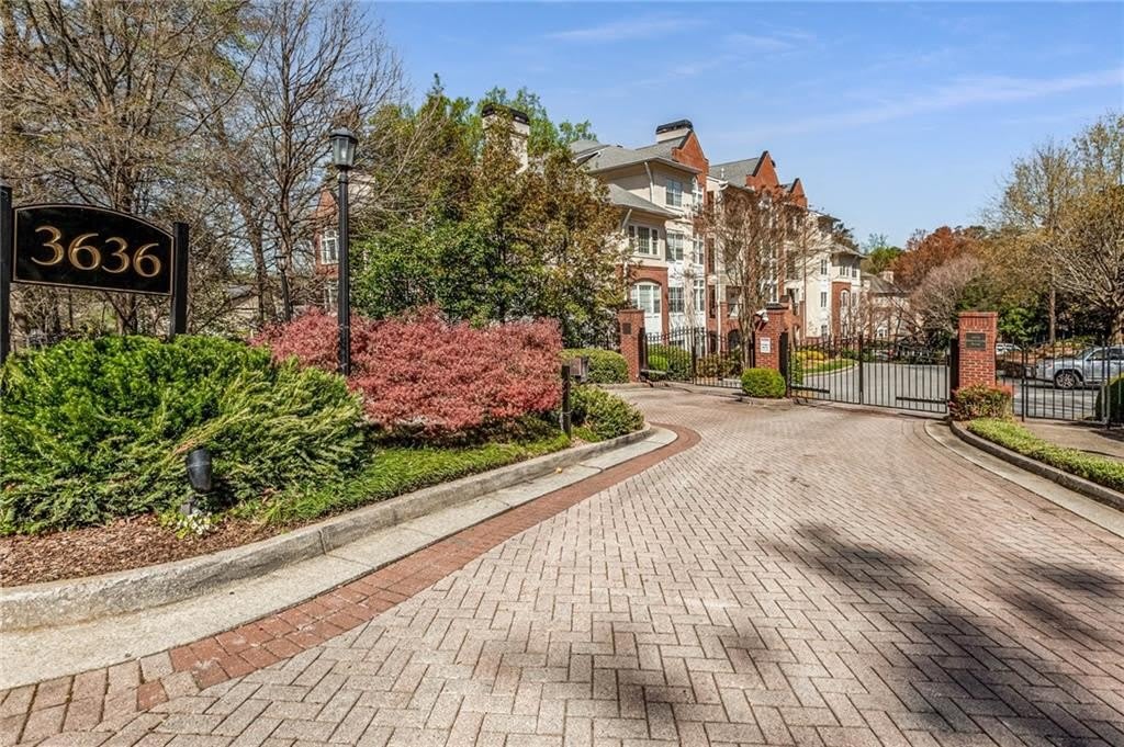 3636 Habersham Road NW unit: 1307