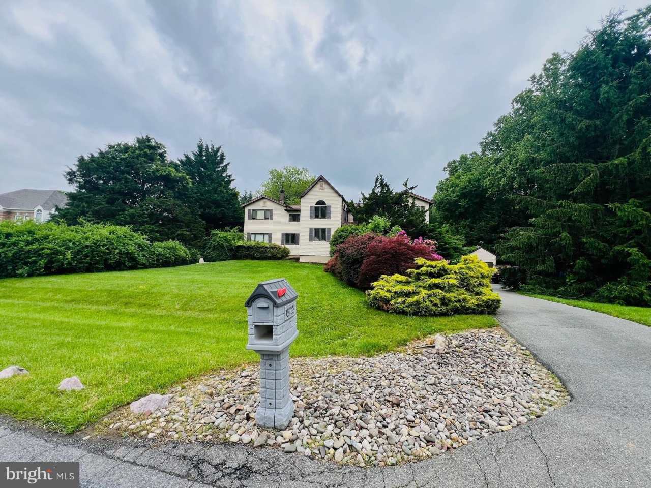 15729 HOLLY GROVE Road