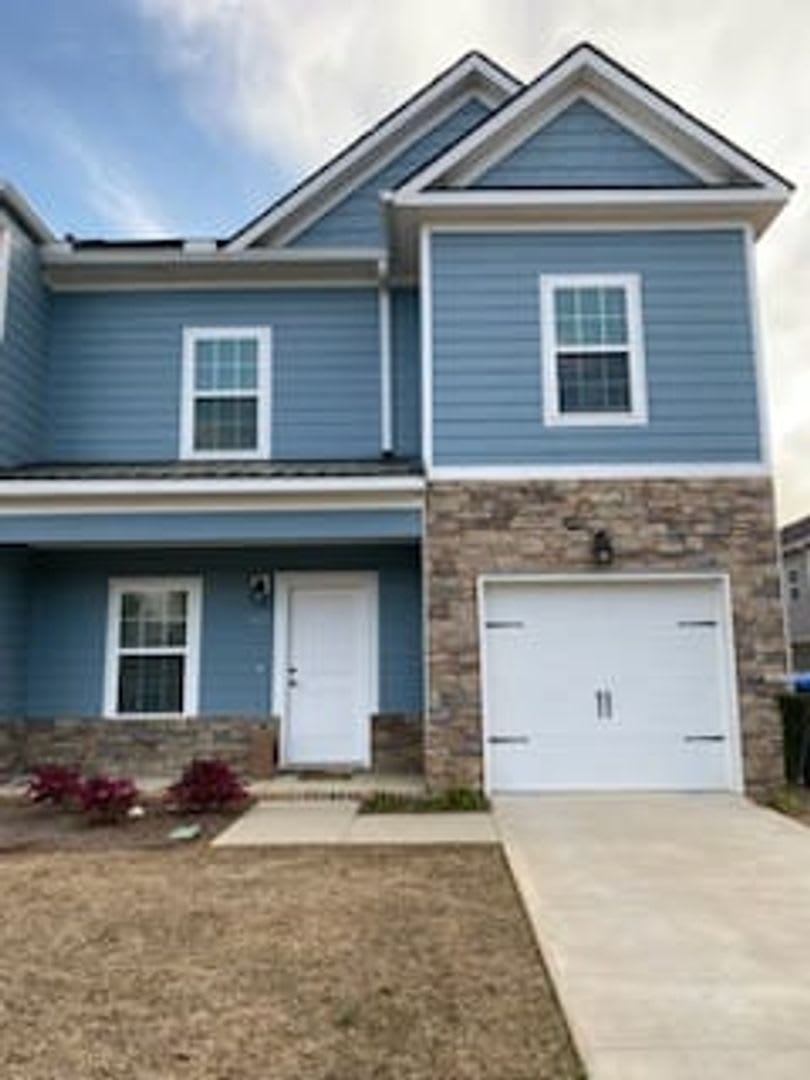 Available NOW Fully Furnished in Orchard Landing