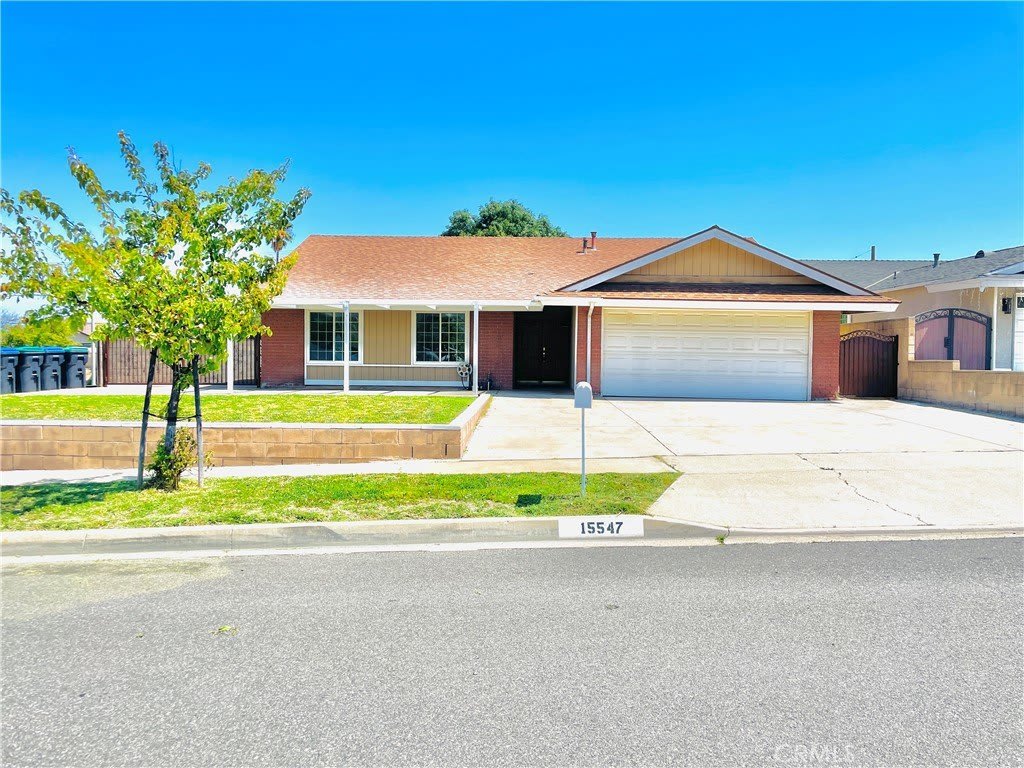 15547 Sandalwood Lane