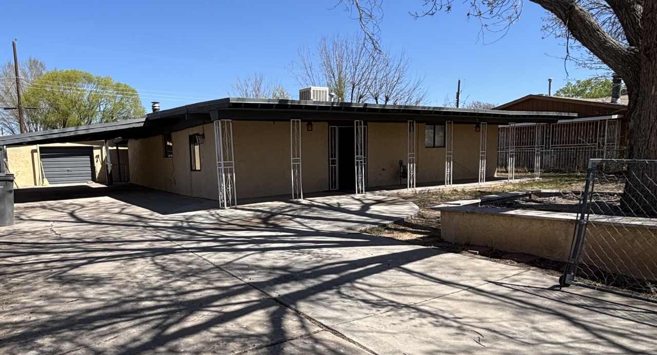 1735 Van Court Southwest