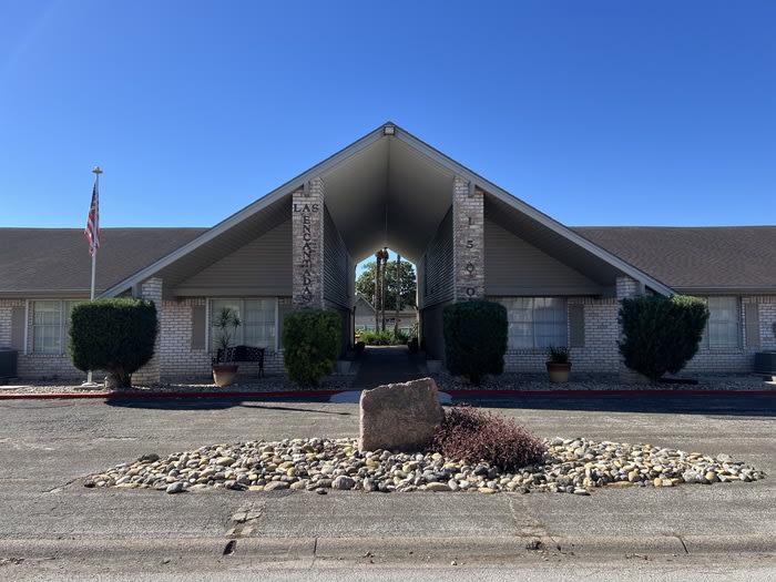 1500 Palm Valley Circle