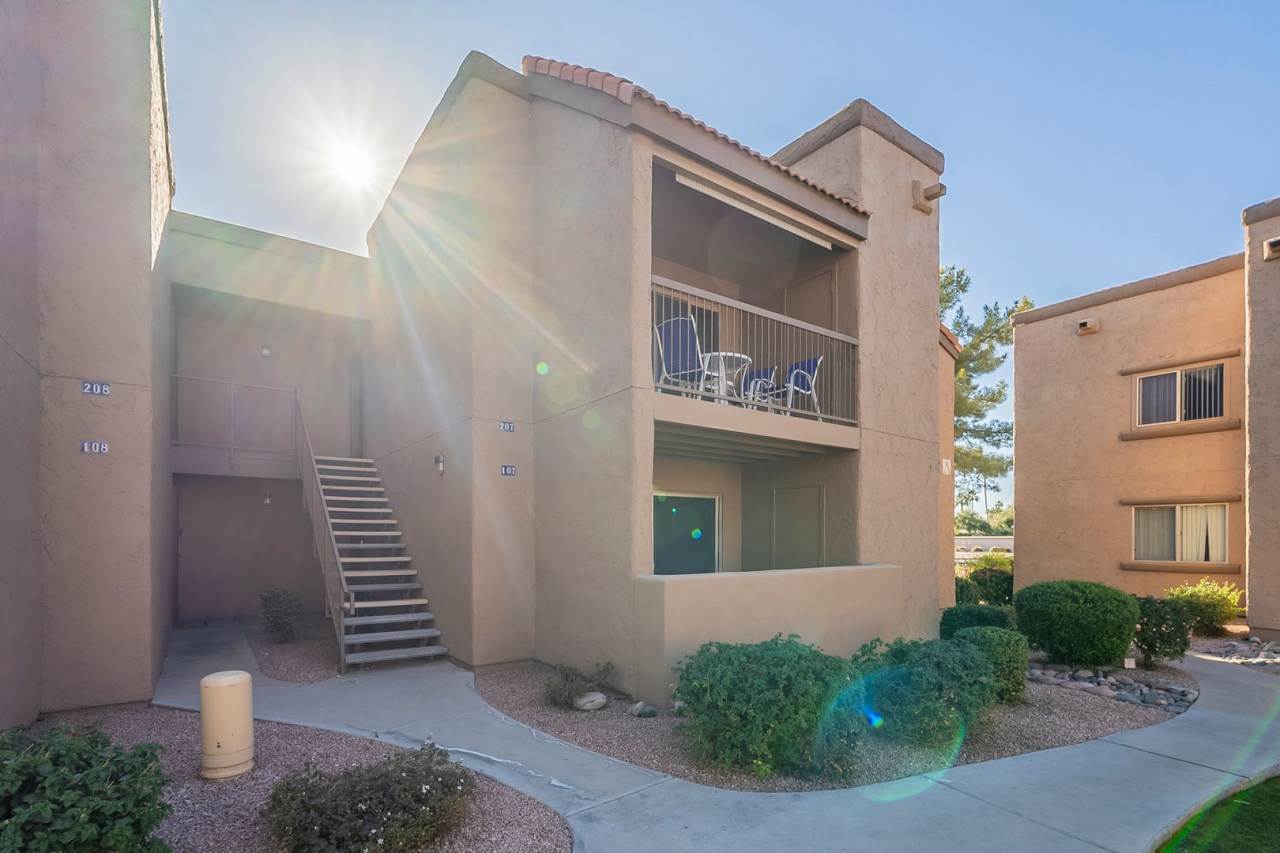 FURNISHED! 2 Bed/2 Bath in Scottsdale