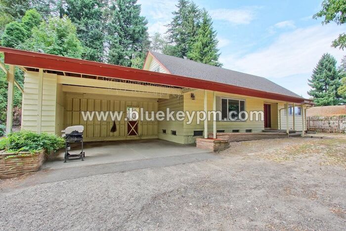 13258 Clackamas River Drive