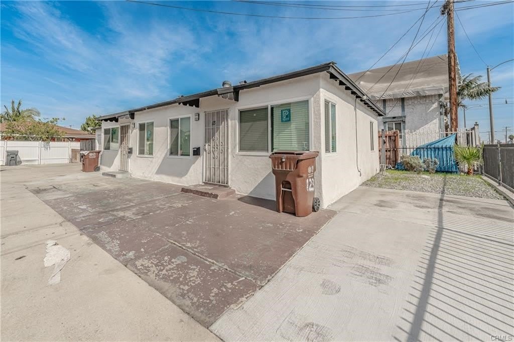 123 E Alondra Boulevard