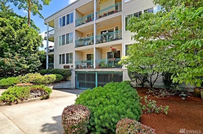 18210 73rd Ave NE#206