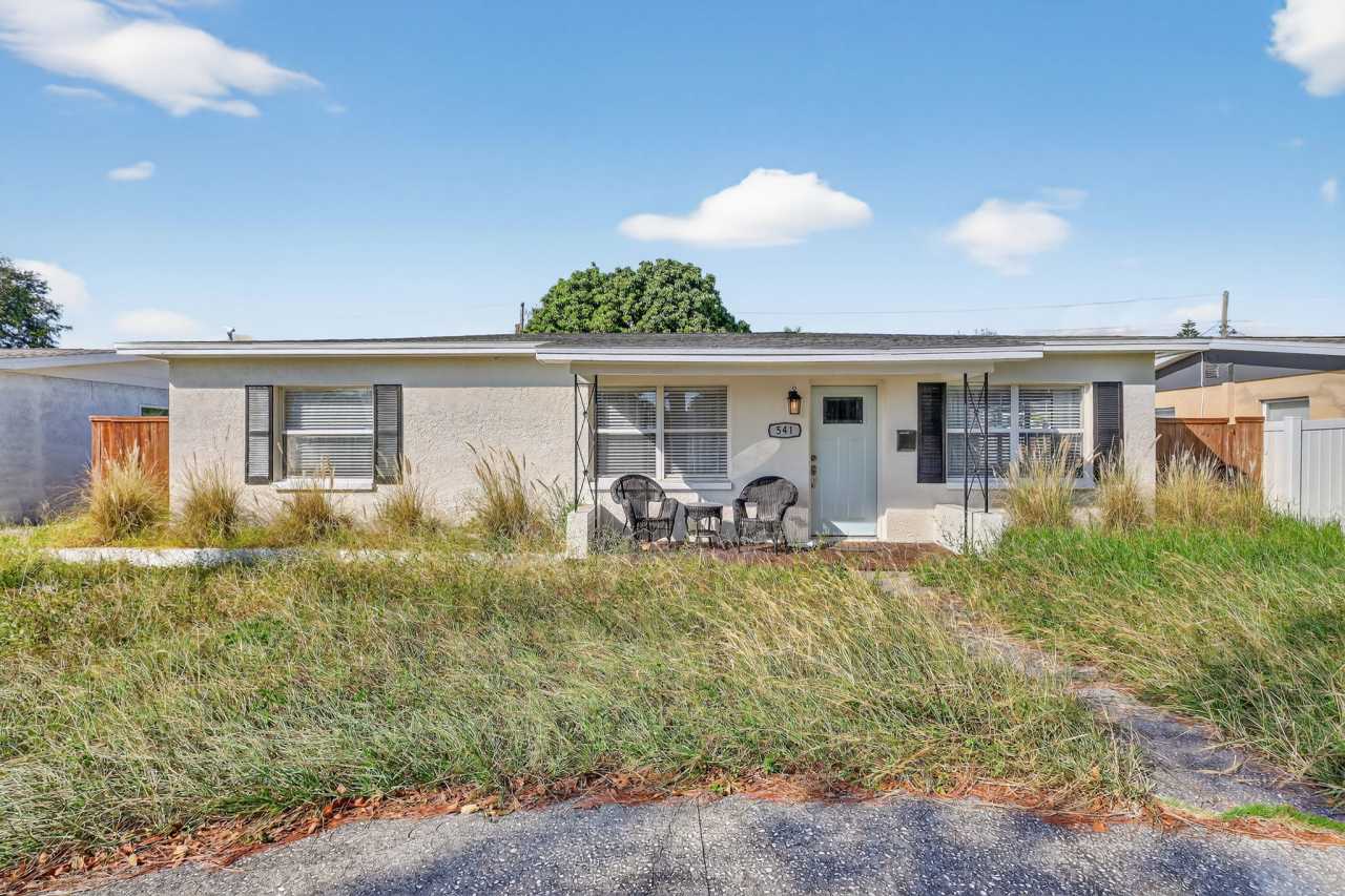 541 40th Avenue Northeast