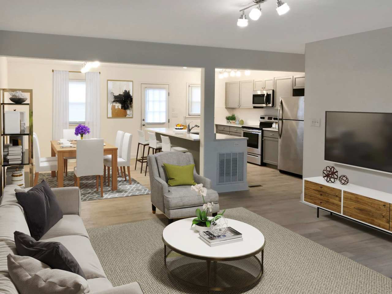 Beautiful Rancher - 3 Bed / 1.5 Bath - Great Ambler Location!