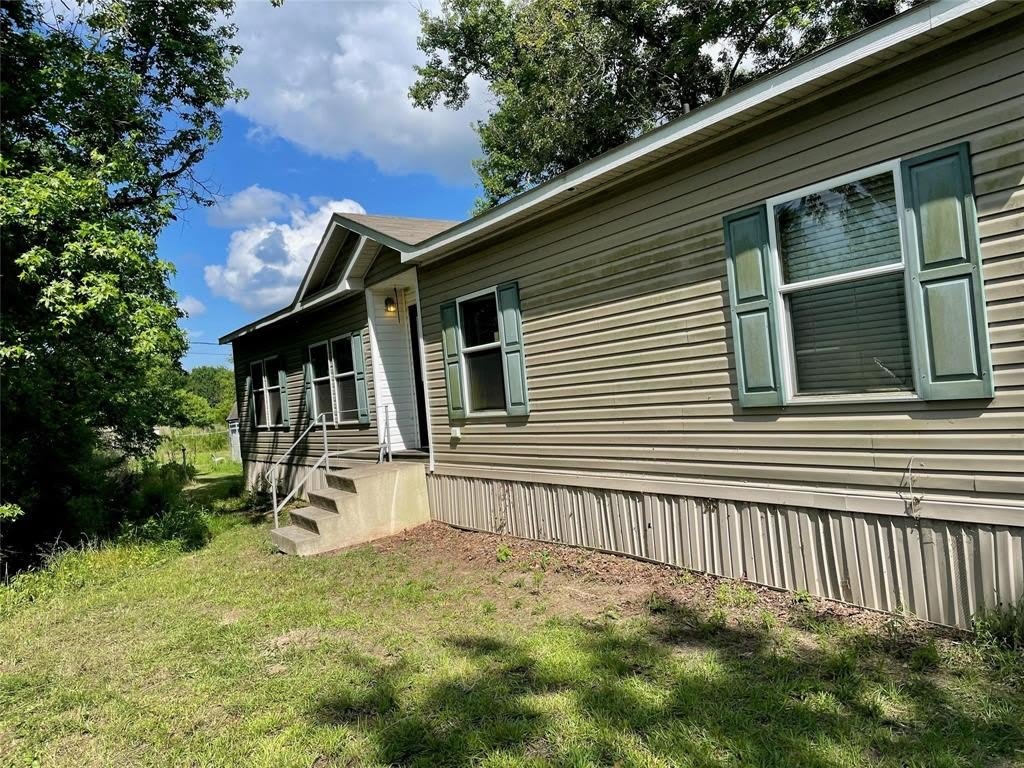 743 County Road 2950