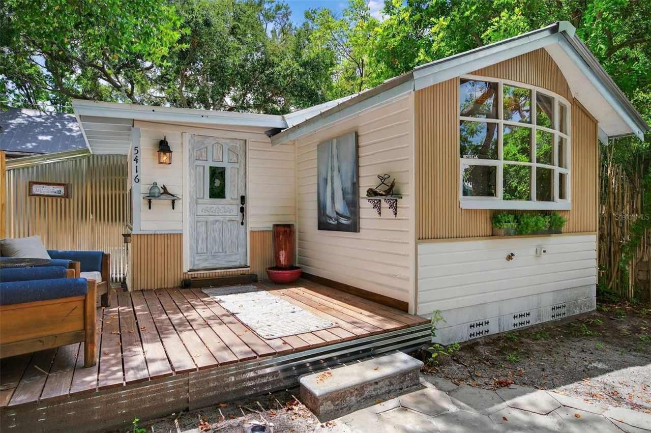 5416 DELETTE AVENUE S