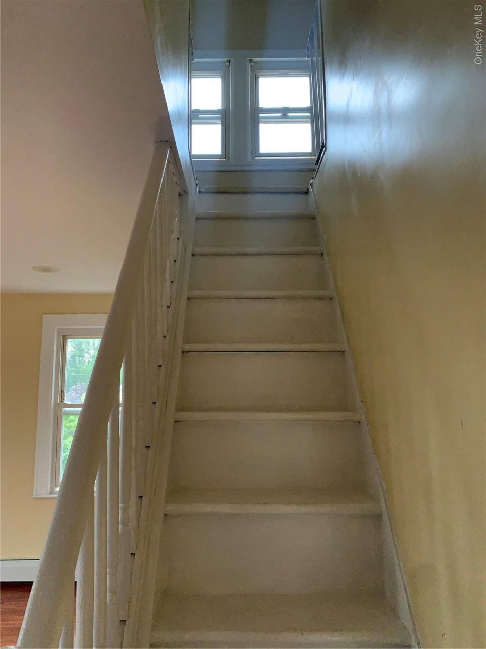 4860 206th Oakland Garden