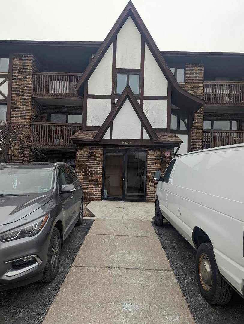 10620 Ridgeland Avenue