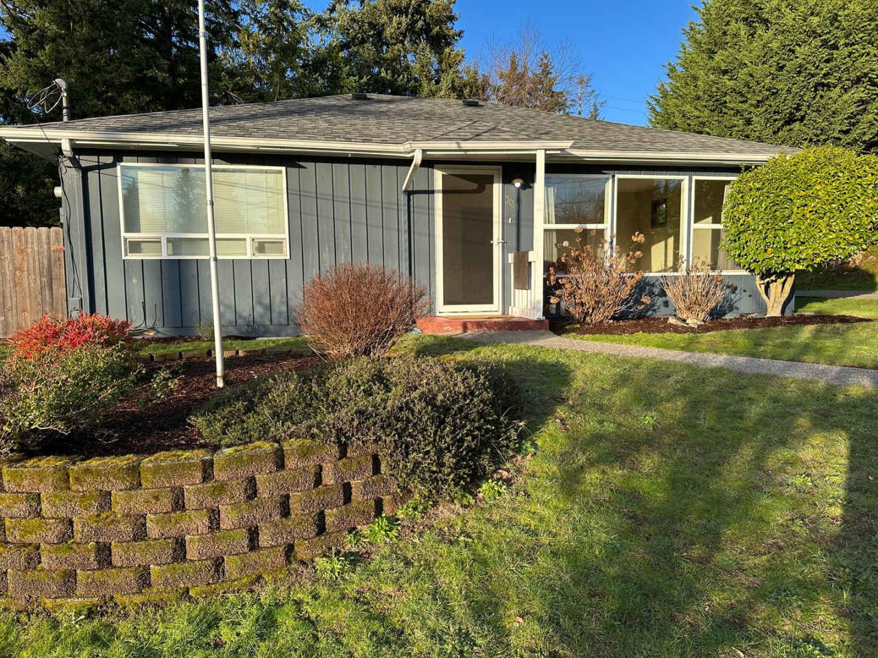 Walkable to Silas High School