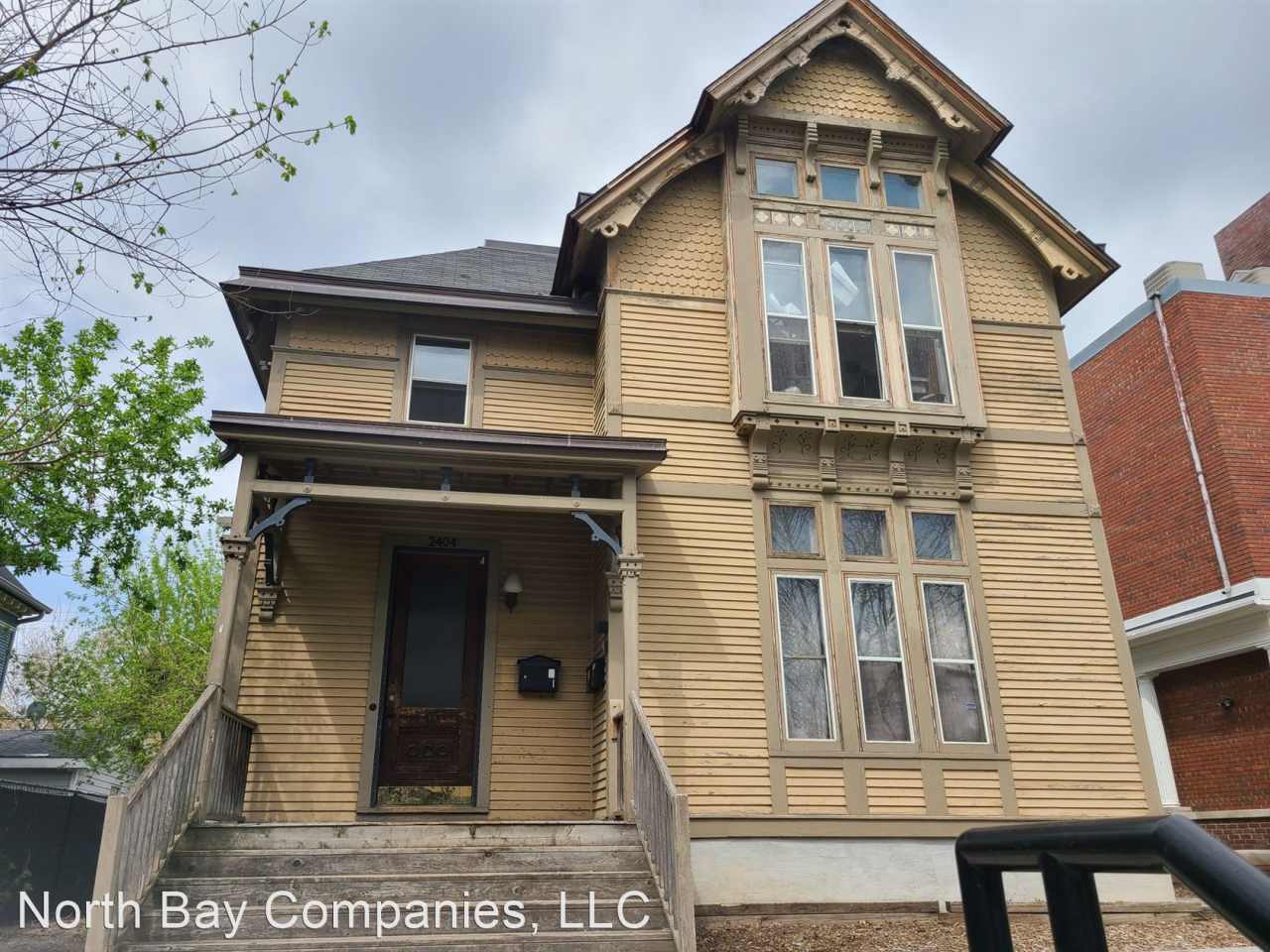 2404 & 2406 Stevens