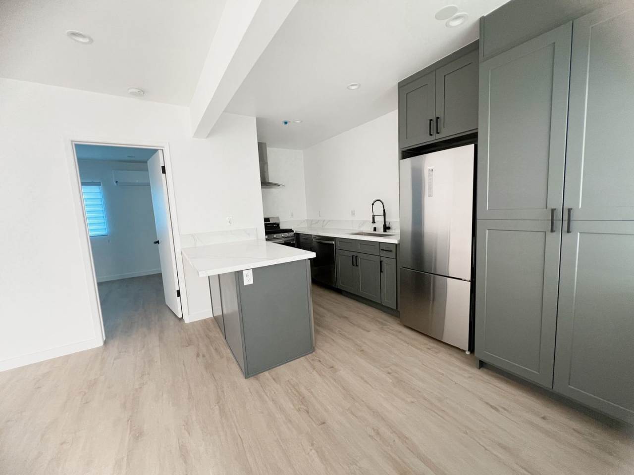 159 N. Sierra Bonita Avenue