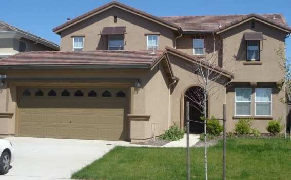 4 bedroom 2 1/2 bath house in Yuba City
