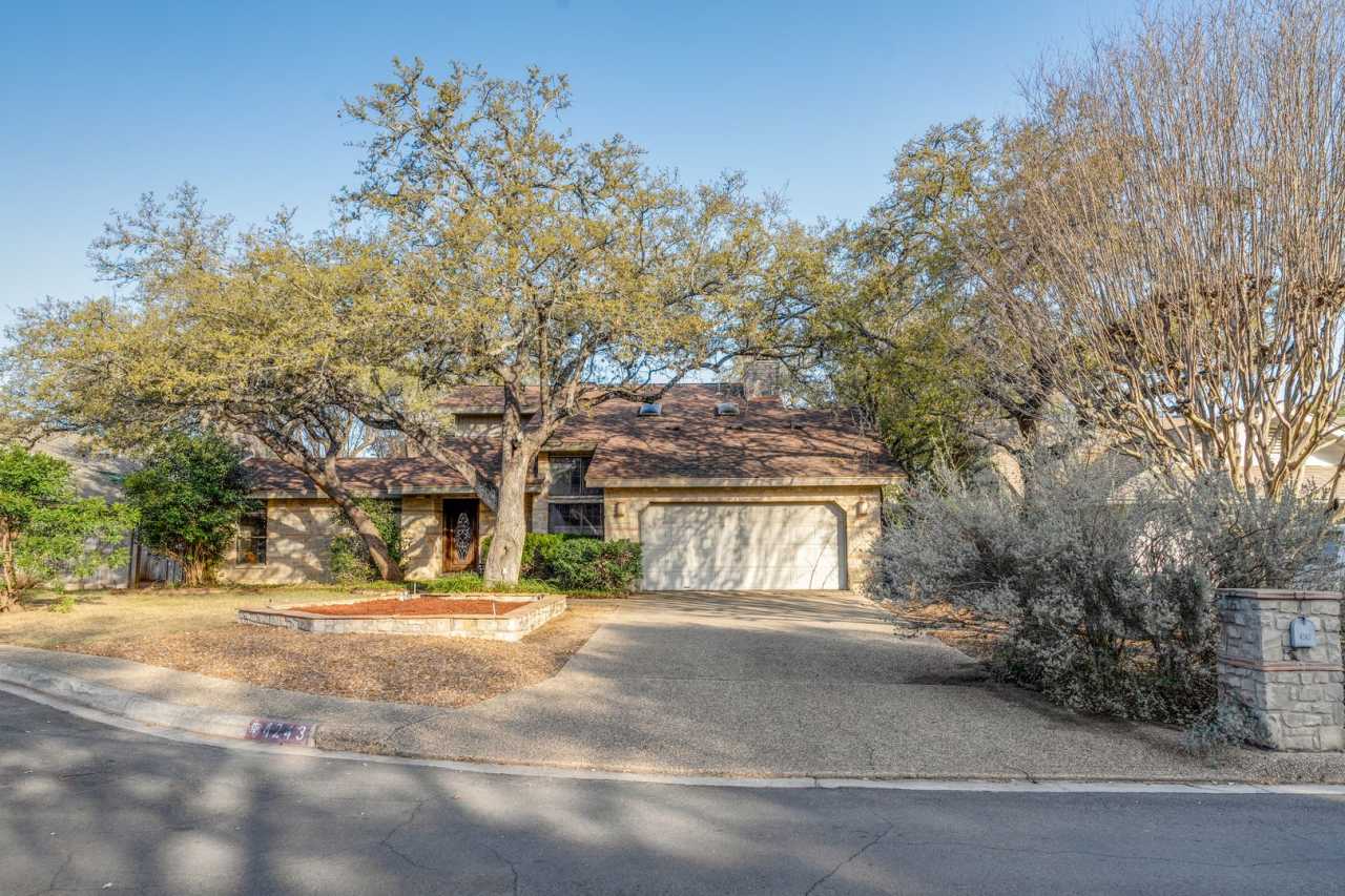3-BEDROOM HOME IN WOODS OF SHAVANO