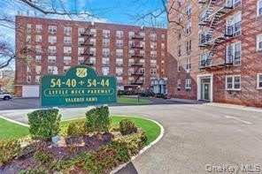 54-44 Little Neck Parkway unit: 5L