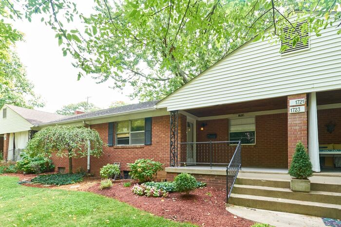 1721 Woodruff Place Cross Drive