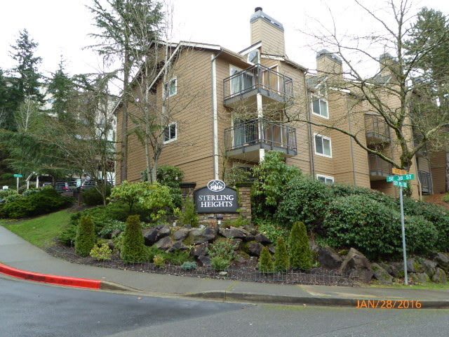 3 Bed 2 Bath Condo in Factoria