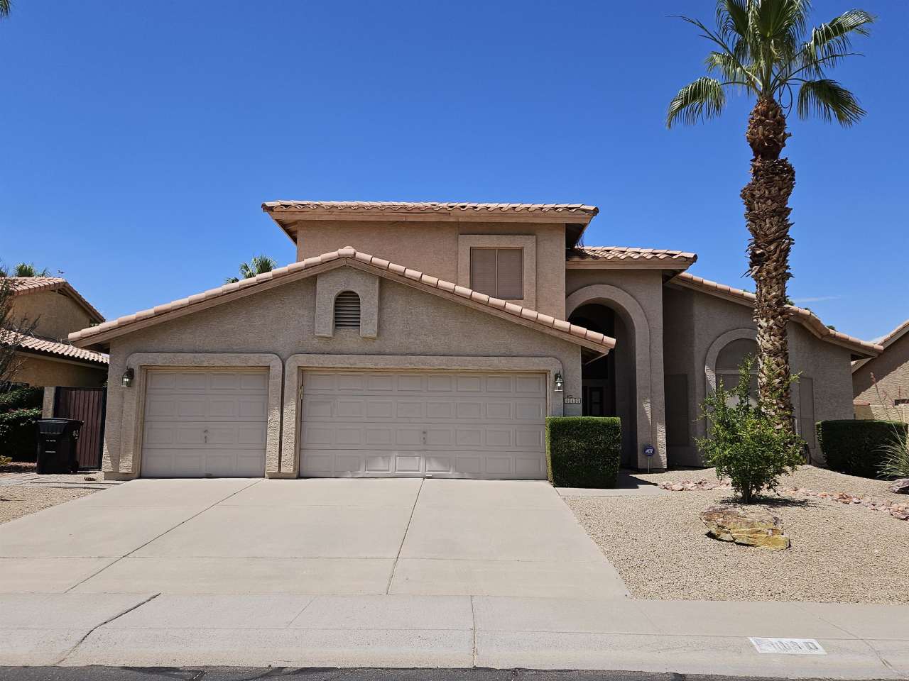 110 East Evelyn Lane