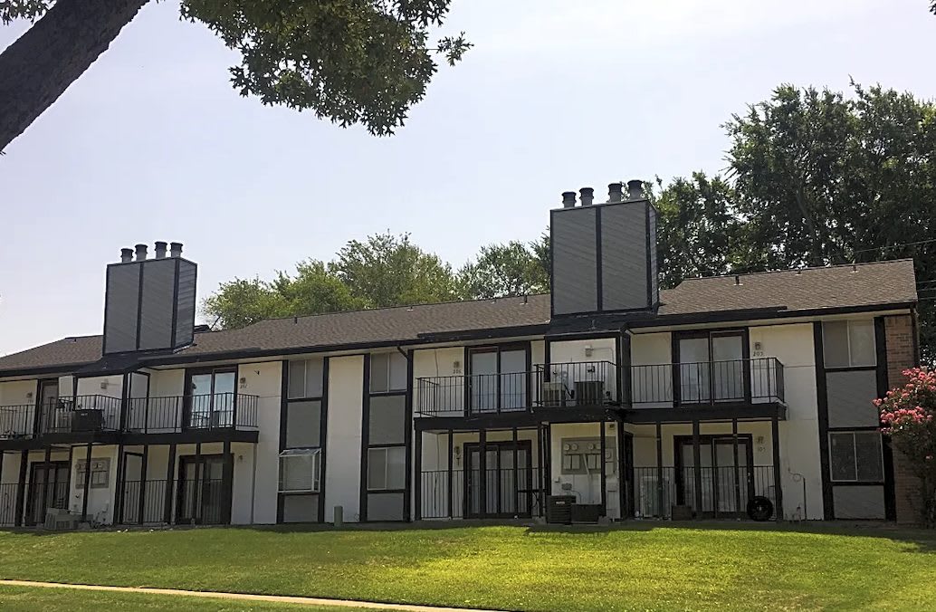 Lakeside Apartment Homes