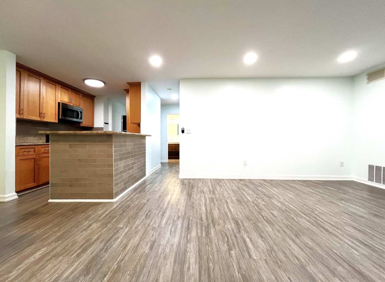 ****MOVE-IN SPECIAL: $500 OFF SECOND MONTH'S RENT****CHARMING 1BD/ 1BA AVAILABLE IN MISSION VALLEY!!