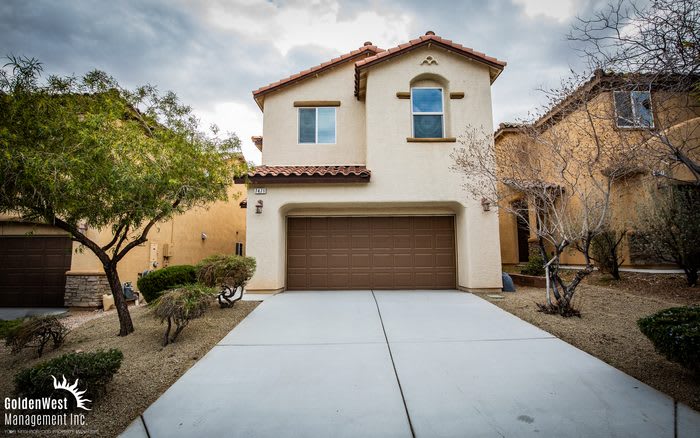 7471 Santo Domingo Avenue