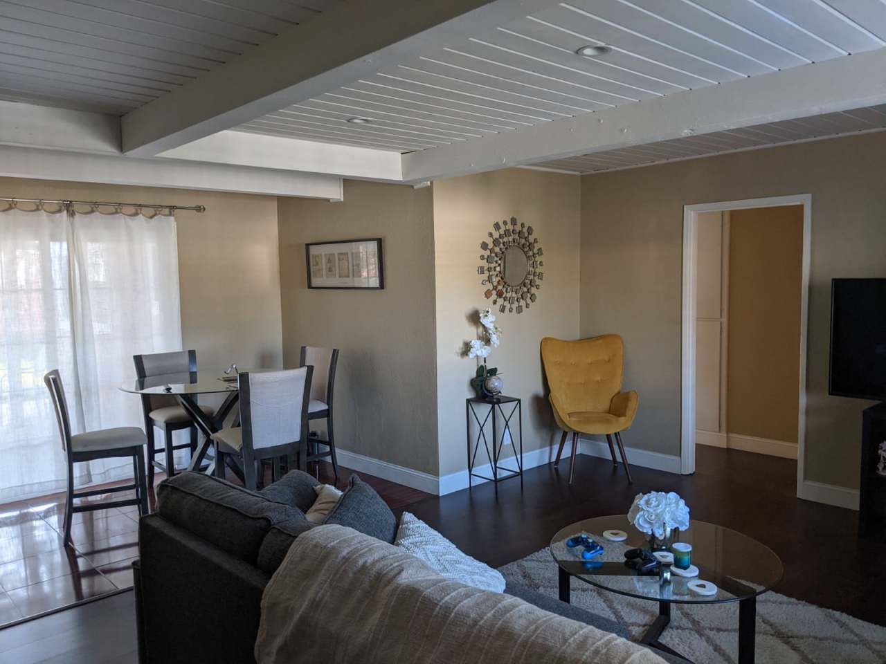 2808 Hillside Avenue